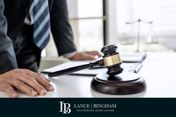 Contact Our West Jordan Truck Accident Lawyer for a Free Case Evaluation